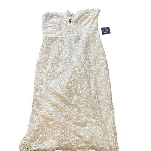 Lulus White eyelet midi dress - Picture 2 of 15